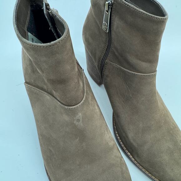 Blondo Nelli Waterproof Leather Ankle Boots Taupe Nubuck/Side Zip 9 - Picture 6 of 8